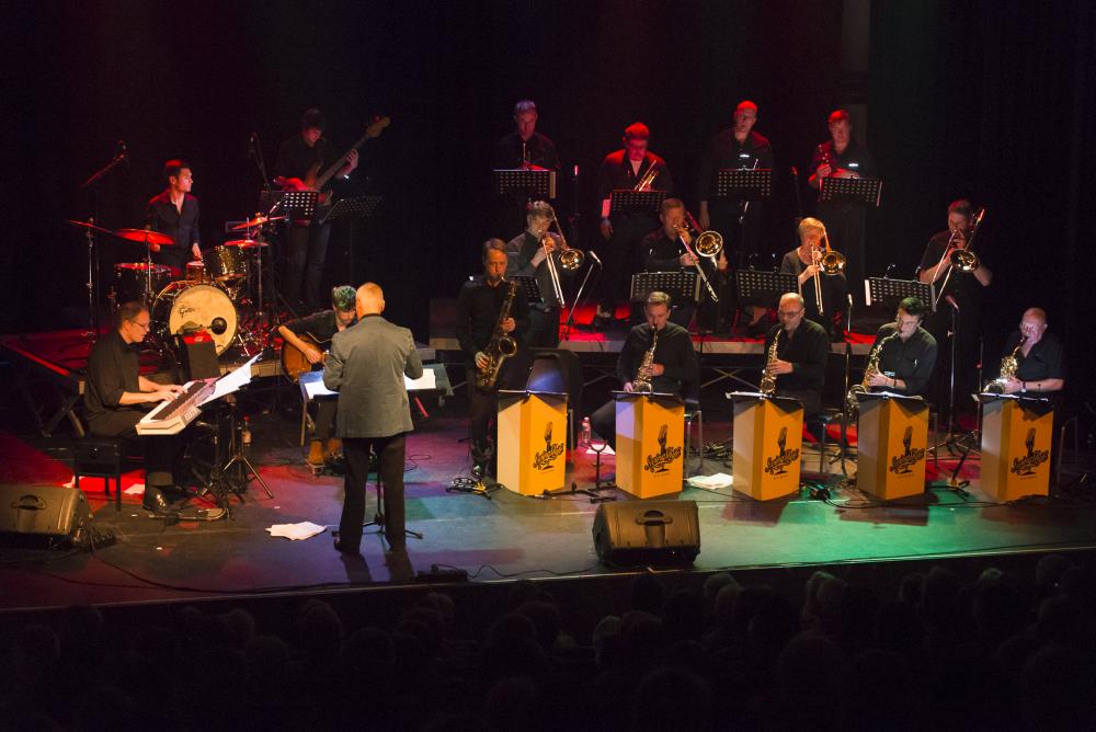 Swing Shift Big Band viert 20ste verjaardag met knap concert (fotoalbum